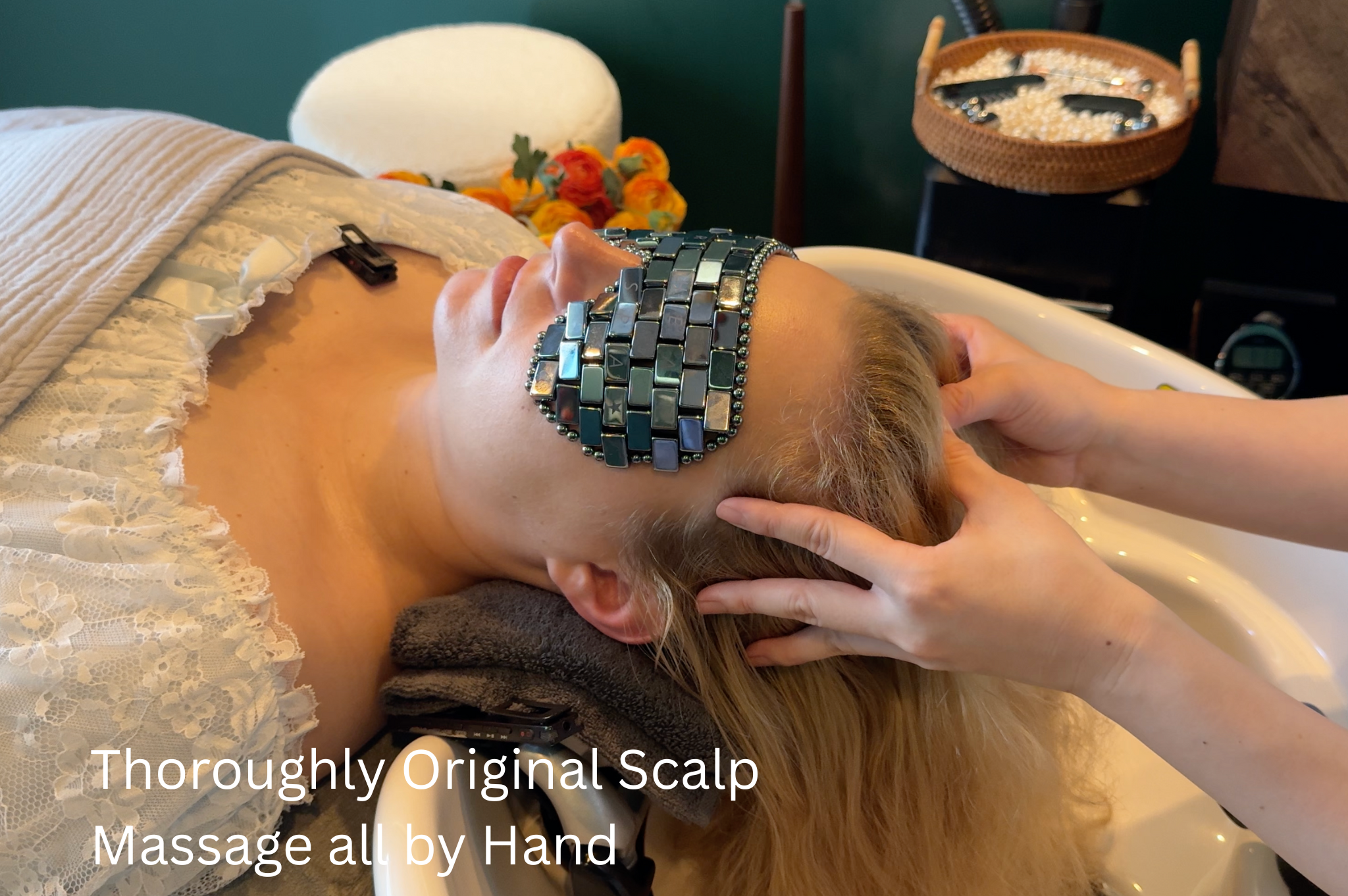 NEW LOCATION IN SHINJUKU (CLICK HERE) JAPANESE PROFESSIONAL DRY HEAD AND FULL BODY HEAD SPA (NO Shampoo Type Menu)