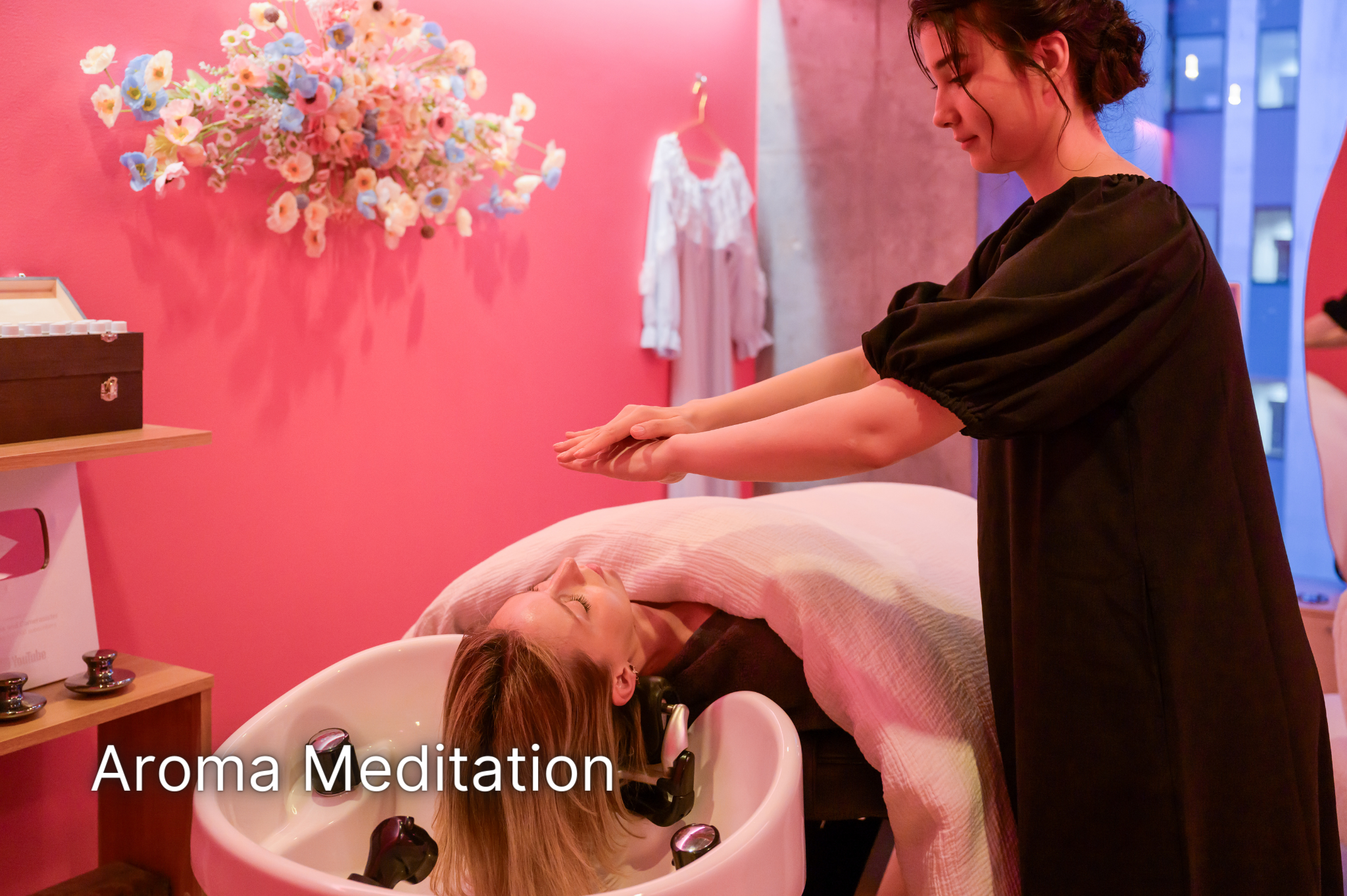 2HOURS of PURE JAPANESE HEAD SPA in ICONIC PINK ROOM